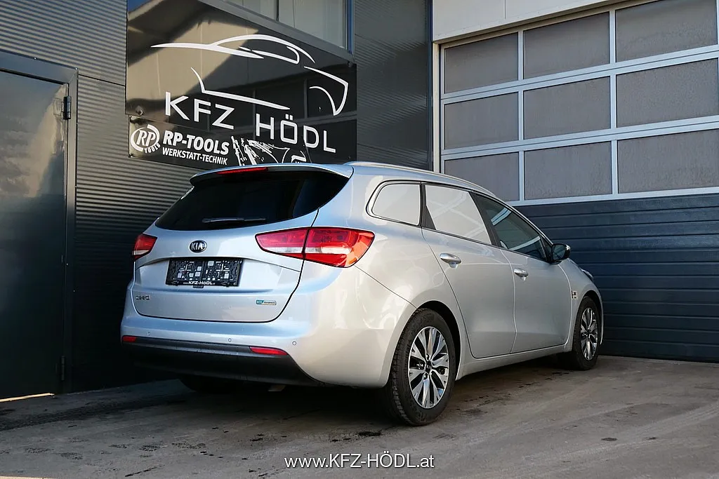 KIA ceed SW 1,6 CRDi SCR ISG Gold DCT Image 2